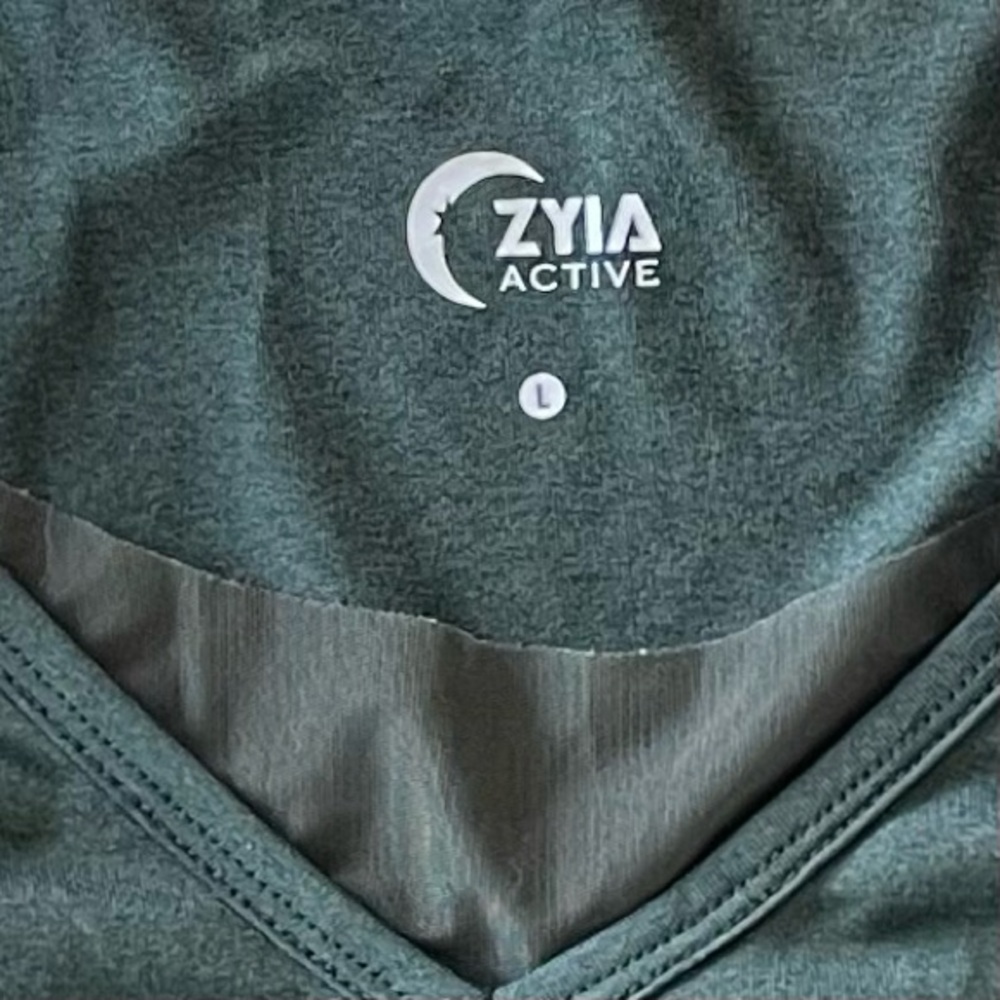 ZYIA V-Neck Tank Top with Mesh insets - Deep Olive Green LARGE - Picture 2 of 9